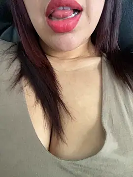 Snapshot of Vik_gomez chatting on September 25, 5:16 pm Vik gomez online show from September 25, 5:16 pm