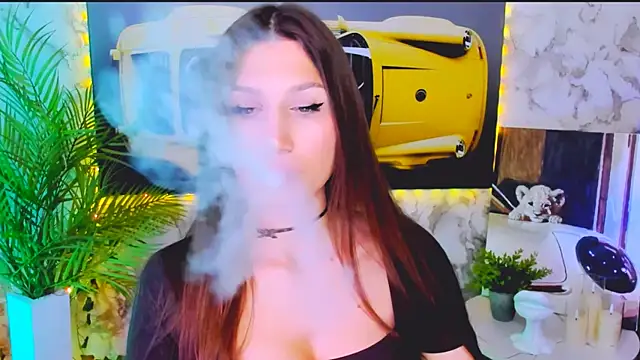 Snapshot of Mollyinyourmind chatting on November 2, 8:06 am Mollyinyourmind online show from November 2, 8:06 am