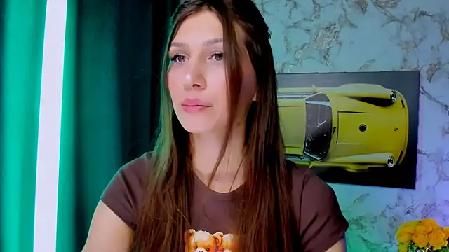 Mollyinyourmind online show from March 12, 9:10 pm