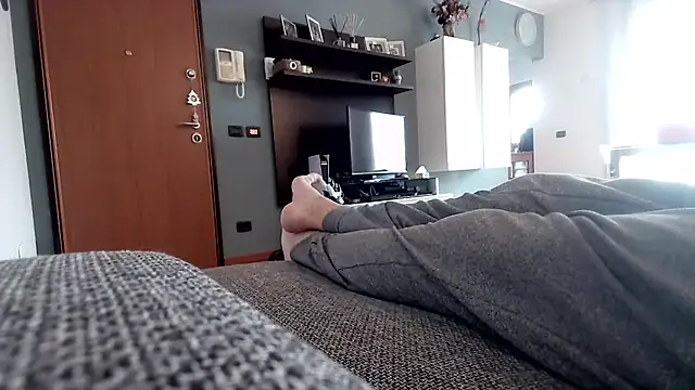 cucciolotto76 online show from November 18, 9:14 am