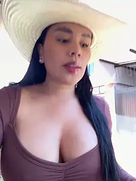 laure torres online show from February 17, 2:57 pm