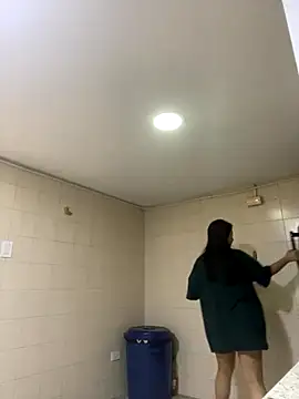 Snapshot of Valleriie_ chatting on September 26, 1:26 pm Valleriie online show from September 26, 1:26 pm