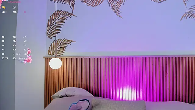 Valleriie  online show from March 31, 3:01 pm