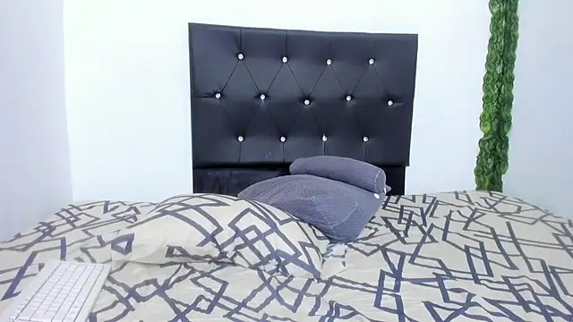 michellnasty online show from October 19, 11:38 pm