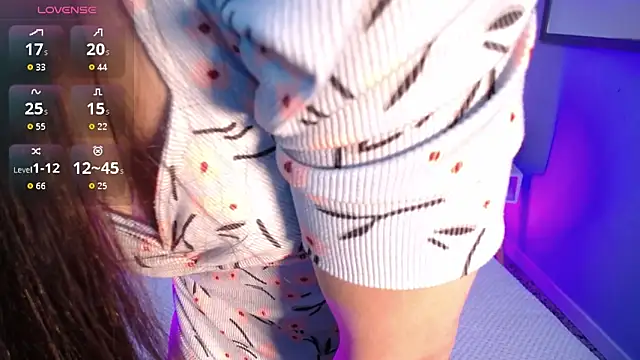 Snapshot of Astrid_Velle chatting on September 10, 4:01 am Astrid Velle online show from September 10, 4:01 am