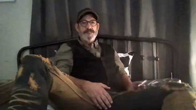 FoxnMouse online show from October 5, 6:56 am