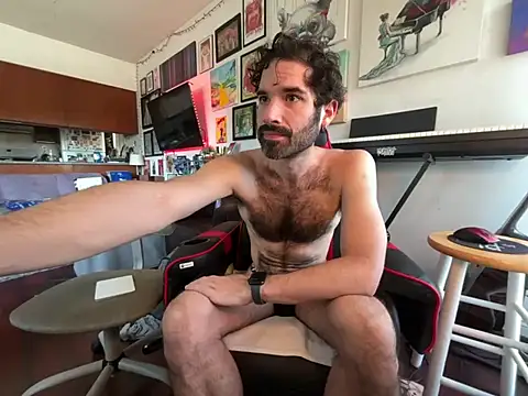 Snapshot of Pupscritch chatting on February 24, 6:50 pm Pupscritch online show from February 24, 6:50 pm