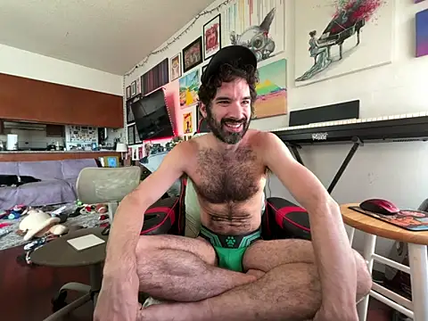 Snapshot of Pupscritch chatting on March 9, 3:27 pm Pupscritch online show from March 9, 3:27 pm