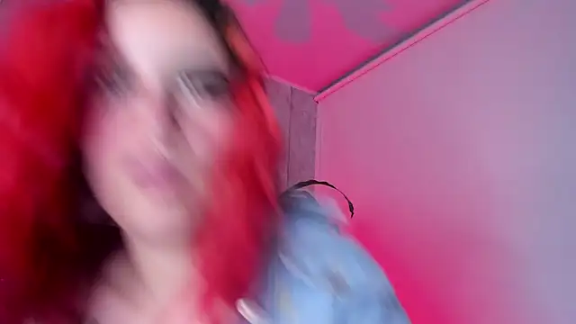 Sophie red online show from September 10, 4:45 am