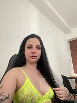 yumi-hot online show from February 24, 12:03 pm