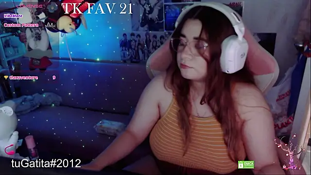 Snapshot of Pink_girl0n chatting on March 24, 10:26 pm Pink girl0n online show from March 24, 10:26 pm