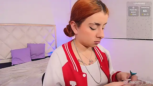 Snapshot of Naomy_tay1 chatting on October 28, 3:10 am Naomy tay1 online show from October 28, 3:10 am