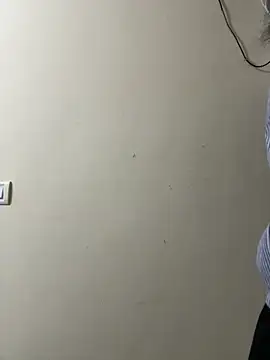 modelnishu online show from March 9, 2:54 pm