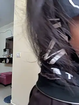modelnishu online show from April 30, 5:47 am