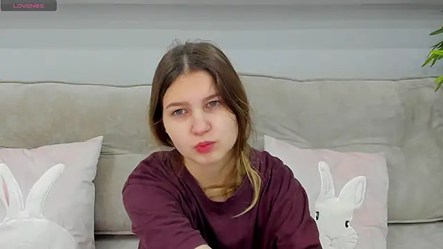 Elle Ellise online show from October 10, 12:42 am