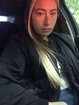 Snapshot of Reina_Cummings chatting on September 26, 4:49 am Reina Cummings online show from September 26, 4:49 am