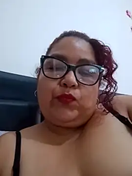 ladytropical1 online show from November 20, 3:34 pm