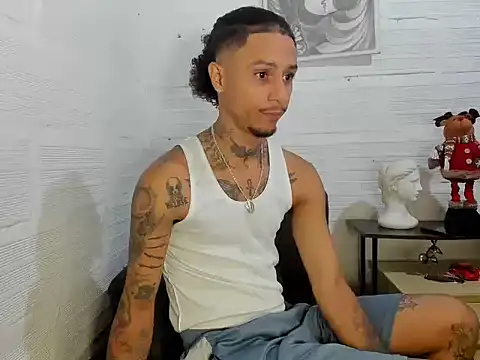 Snapshot of juantalents chatting on January 11, 10:15 pm juantalents online show from January 11, 10:15 pm