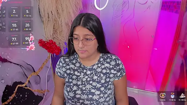 Snapshot of megann__up chatting on December 19, 7:21 pm megann up online show from December 19, 7:21 pm