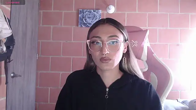 Andrea camilaaa online show from February 4, 3:07 pm