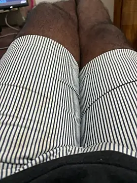 Snapshot of bigDick_000610 chatting on February 17, 2:24 pm bigDick 000610 online show from February 17, 2:24 pm