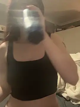 raen001 online show from October 30, 5:35 pm