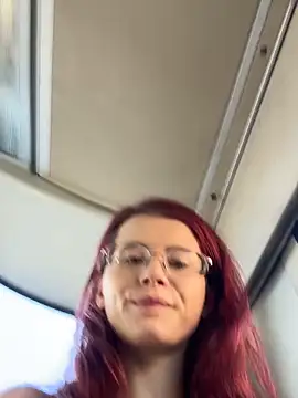 raen001 online show from March 17, 8:50 am