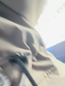 raen001 online show from March 26, 8:53 am