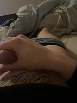 Snapshot of Porco_assetato chatting on February 8, 4:43 pm Porco assetato online show from February 8, 4:43 pm