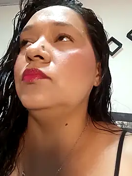 Laurasofia01 online show from October 3, 3:31 pm