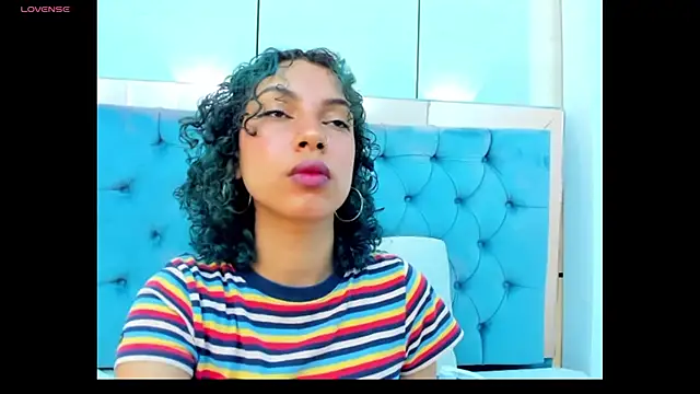 Snapshot of lis_rous chatting on September 30, 11:59 am lis rous online show from September 30, 11:59 am