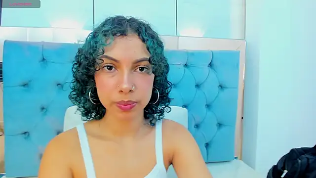 Snapshot of lis_rous chatting on October 6, 11:18 am lis rous online show from October 6, 11:18 am