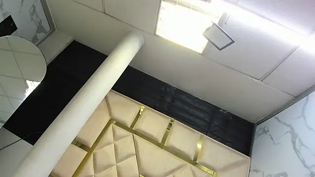 Snapshot of Allisonts69 chatting on March 19, 2:37 am Allisonts69 online show from March 19, 2:37 am