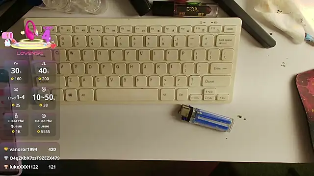 Isa Thompson   online show from February 27, 1:00 pm