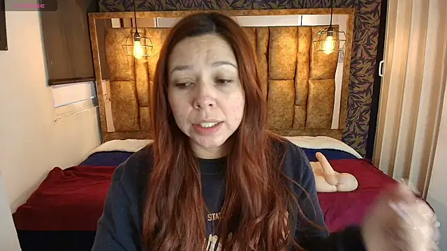 Isa Thompson   online show from May 6, 11:48 am