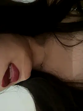 yaraline online show from October 30, 8:42 pm