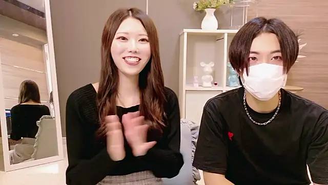 Snapshot of Reto-sama chatting on October 8, 1:09 pm Reto-sama online show from October 8, 1:09 pm