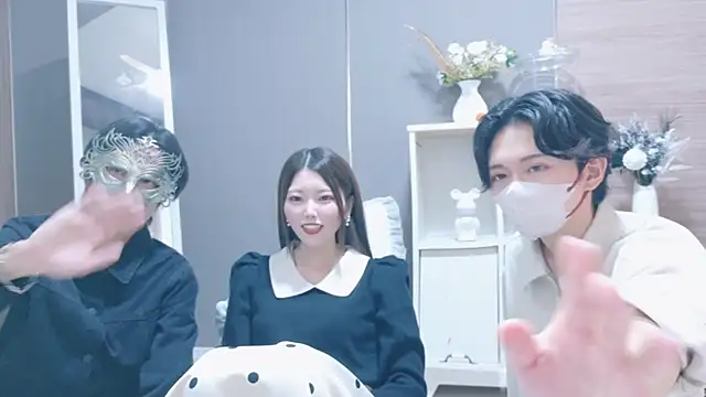 Snapshot of Reto-sama chatting on October 14, 1:12 pm Reto-sama online show from October 14, 1:12 pm