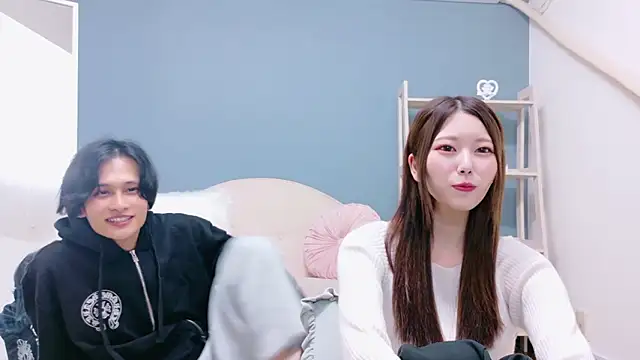 Snapshot of Reto-sama chatting on October 21, 2:51 pm Reto-sama online show from October 21, 2:51 pm