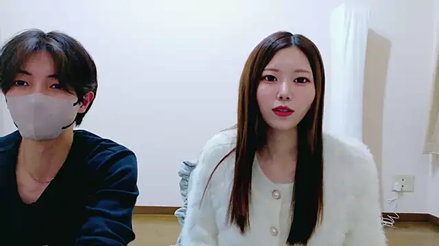 Snapshot of Reto-sama chatting on October 31, 4:30 pm Reto-sama online show from October 31, 4:30 pm