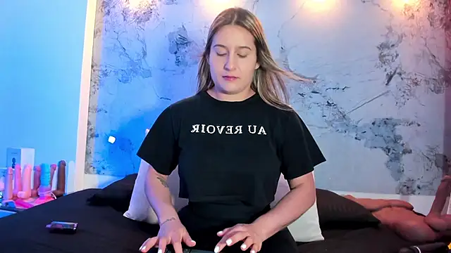 Snapshot of Ambeer_red1 chatting on February 20, 8:42 pm Ambeer red1 online show from February 20, 8:42 pm