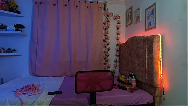 evansweett7 online show from January 10, 11:53 pm