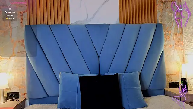 Snapshot of angel__red_ chatting on September 25, 1:20 am angel red online show from September 25, 1:20 am