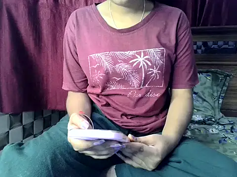 Beautiful ladki online show from October 24, 1:51 pm