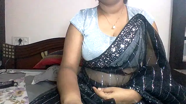 Snapshot of anu-anu2002 chatting on May 13, 2:14 pm anu-anu2002 online show from May 13, 2:14 pm