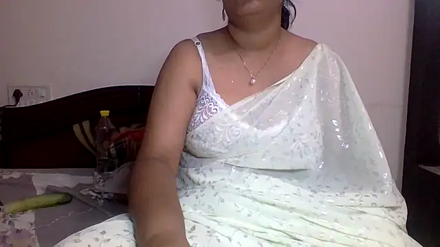 Snapshot of anu-anu2002 chatting on May 15, 8:16 pm anu-anu2002 online show from May 15, 8:16 pm