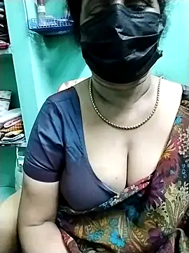 Snapshot of aarthika chatting on October 13, 12:49 pm aarthika online show from October 13, 12:49 pm
