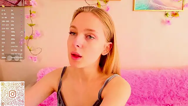 CindyGreen online show from October 14, 7:09 am