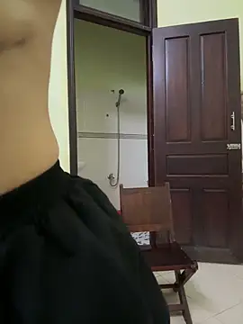 Snapshot of Windy222 chatting on October 4, 12:58 pm Windy222 online show from October 4, 12:58 pm