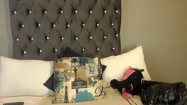 BIG BOOBSxXxX online show from March 12, 2:23 pm